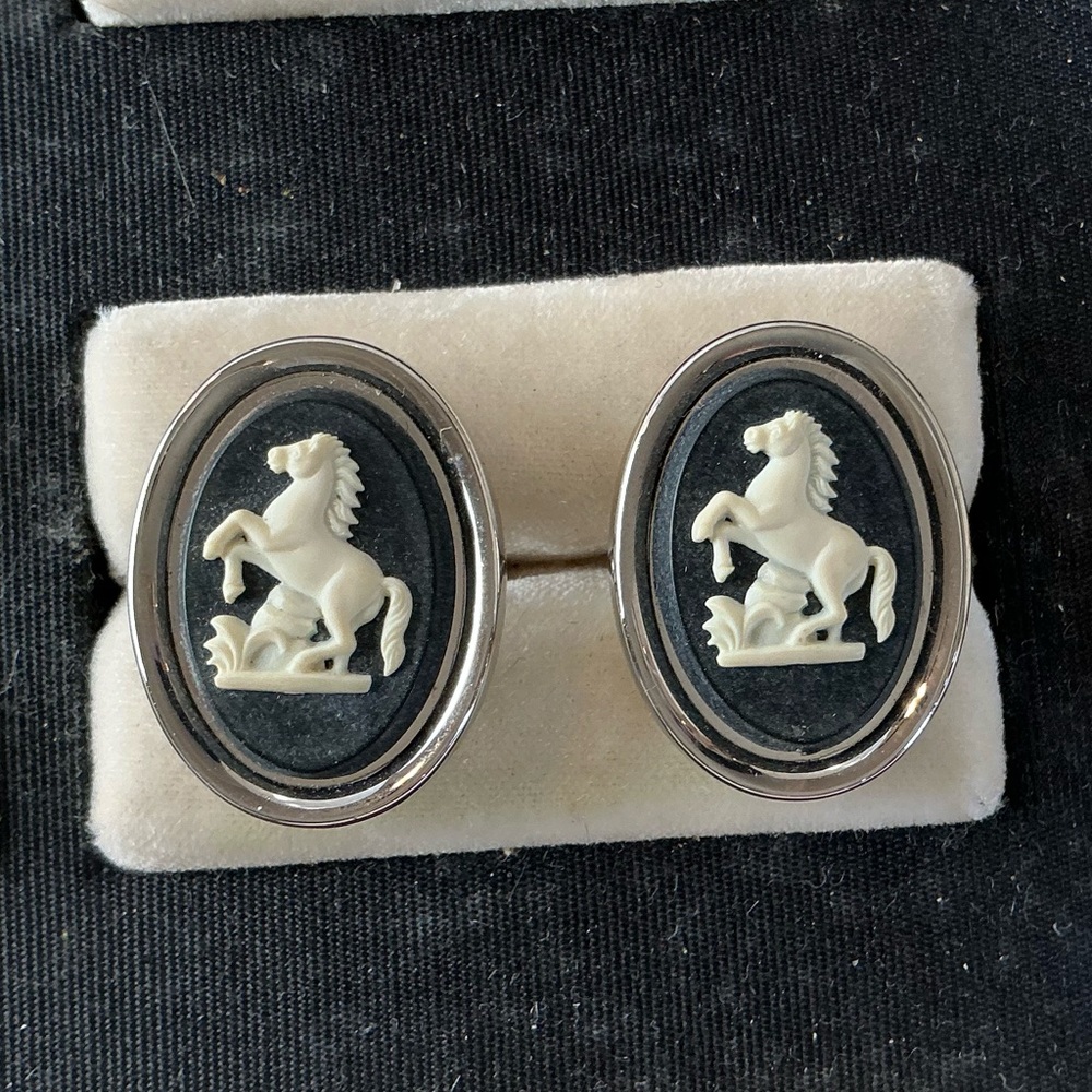 Vintage Swank Rearing Horse Cameo Cuff Links